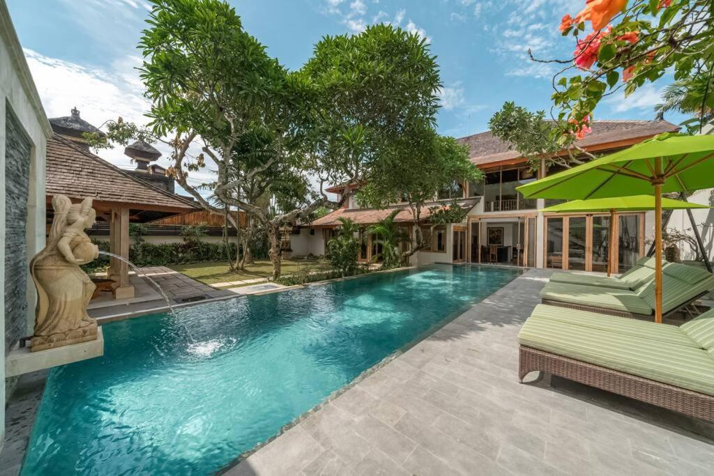 Balinese Luxury Amisha Villa: 4br In Villa