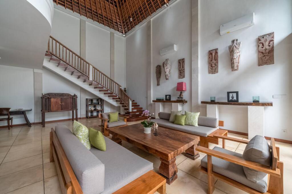 Villa Balinese Luxury Amisha Villa: 4br In *
